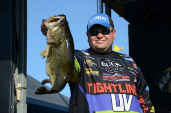 DDAF3478-2507-4069-93EB-64A0778EFC40