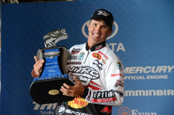 DDD21A75-C21E-454B-A155-D269F1B71F5F