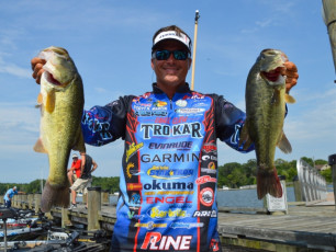 DDE4A306-1146-4439-B480-CCF92C66EE78