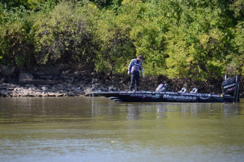 DE4E99BF-3A60-402D-93A8-784E3EF36C6C