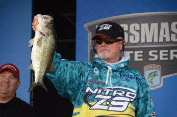 DE58DB99-FFE9-4879-B7D5-D597225AC668