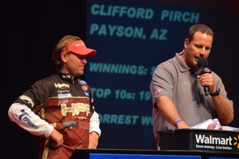 DE91A459-43CE-4DC2-9324-A8B27D618CC8