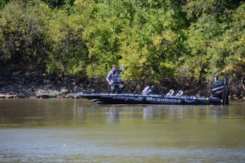 E0D4D53F-B361-474D-B7C9-D889A1B86B0C