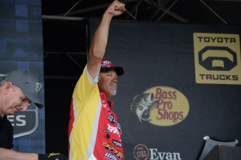 E0F002BC-FB6A-440E-82E0-AEDFE25E8131