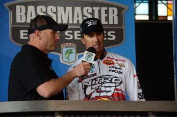 E15E21C6-1919-4676-ABE8-29372DC8F714