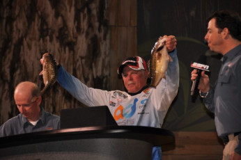 E168A46C-E291-42FE-BCA2-4E8FB4820614