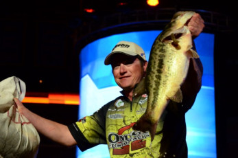 E1A58C78-DB60-4E0C-B019-54CF46473AC7