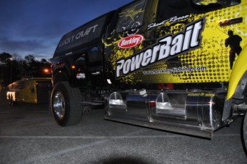 E1BDE24C-92D3-44BE-B3A6-DB00C4B74AED