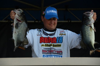 E1DD73B0-5497-4CDA-BD02-24F0FA7073F7