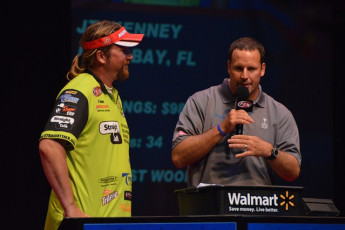 E220BDCA-89D1-4B24-819A-D9EA721AC804