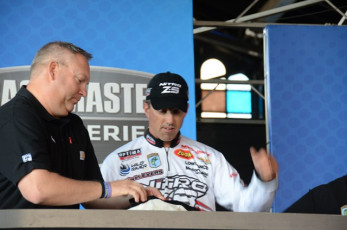 E23F07A9-E1F0-464A-BFB4-0739E65120B3