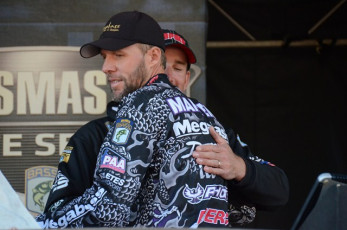 E2720EA6-1807-48D2-8A99-A53C2A8F7D80