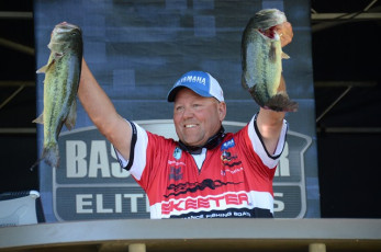 E28E4987-2A76-4156-A74A-87BFC9D67B9E