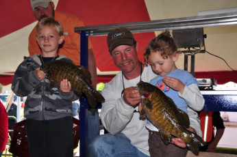 E2BED320-7B3D-42F1-A373-00DD723507FA