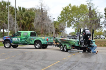 E329E095-CCD4-471B-958C-30F665282903