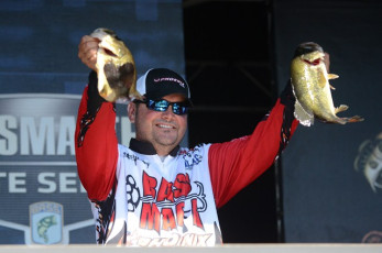 E32D1B4C-30A9-4D6F-B731-ADD41A7B00F6