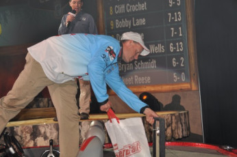 E37458D1-1612-4BAF-ACF1-24E7923F0A77