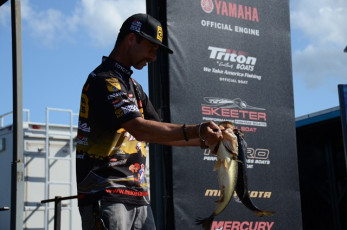 E48A4D0D-CC0E-42A7-A5B2-F4051C7E85C0