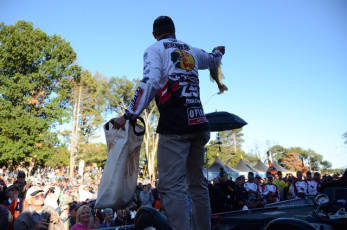 E5540862-C371-4896-8307-F2C8FC660273