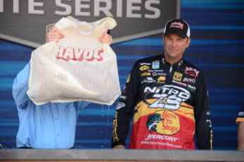 E55527AC-CF2A-4266-B0B7-81DC8409C7F6