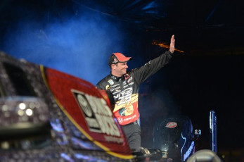 E5569328-700D-42CC-A3A9-0A54800390C7