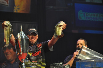 E5D99732-ECDA-4B24-B2E3-61D25205F1FC