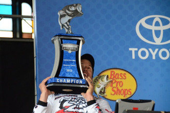 E5FD0967-EFEF-49FB-8881-9D9896369C8E