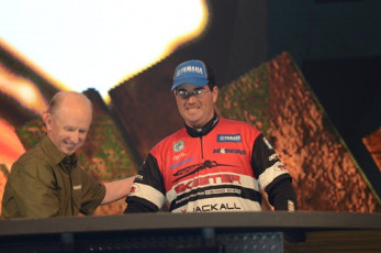 E687F6B5-A575-4463-A842-CF7F444D8FCB