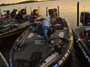 E7557226-E439-4A27-9E9D-34903387CCC6