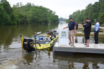 E760B53C-1869-4471-A9F8-06D9286EC7CD