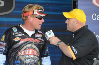 E7641F14-9160-4C01-979C-050BDA5909DC