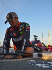 E7AE3E66-52D0-4223-AAF9-2009A023A86B