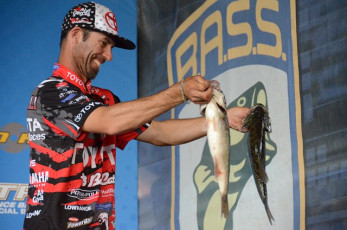 E7B5E4DC-7B38-4971-BE1D-E435E5191B87