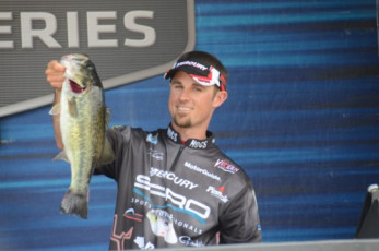 E820EF8F-5D8B-4BF7-B2B9-77F2F7CD12FD