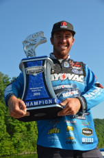 E824EBE1-32CE-4369-B185-7A8B361688C1