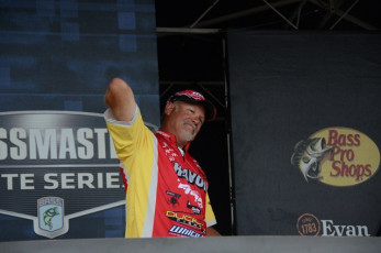 E8570AC8-2EFE-4FAA-8E10-D5CEB52D4BA7