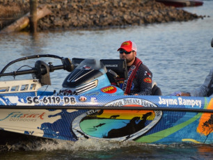 E89BDB70-FA99-48B8-9BF2-E918896FE9E6