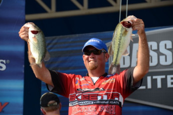 E9E30E2D-EA77-4E2D-96AE-CB08E1E6D4BE