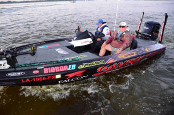 E9EA5B24-E29A-4A47-9756-081B0D81BCF4