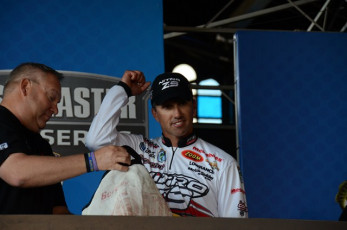 E9F48B94-2B27-4D2A-8BE0-C75C270E11A5