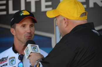 EA275E7F-5B85-42BA-A334-3E3FD02298F5