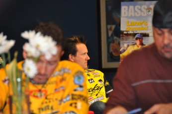 EB71F5C5-5F20-4C7A-A6BC-5C26DA0A1BF4