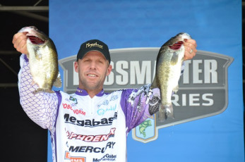 EBC6C01A-9162-4F5D-A54B-24C07028FA22