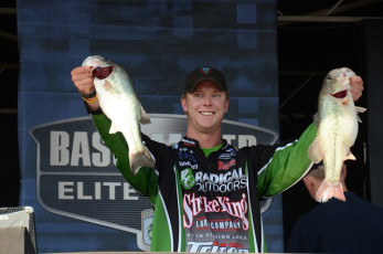 EDD5E899-0DCD-4DE1-BCE3-83C6085BE602