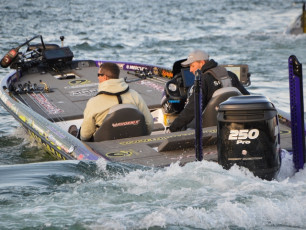 EE8D8F24-3533-414F-B8E6-1CB71F8745A2