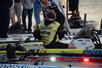 EF6BF701-9971-4500-A209-DBAB8742BF87