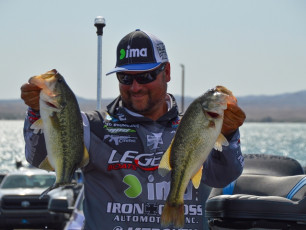 F2420366-3C01-470C-9E79-26E23C97EC55