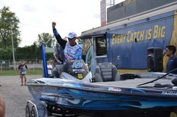 F360543D-7DA4-495E-9DA5-08F2B877EBE4