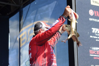 F3B8C7FC-608D-41DD-BEAF-1BB841652DD1