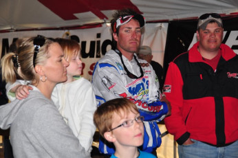 F44BC12E-2102-4272-95B1-F944A7178A51